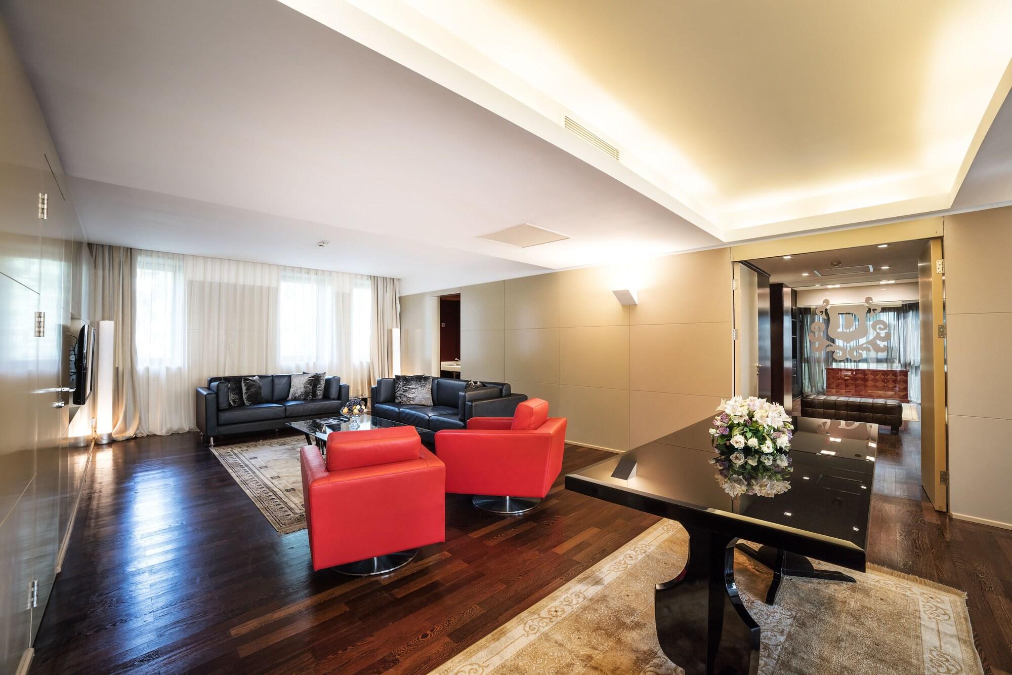The Dostyk Hotel Almati Kültér fotó