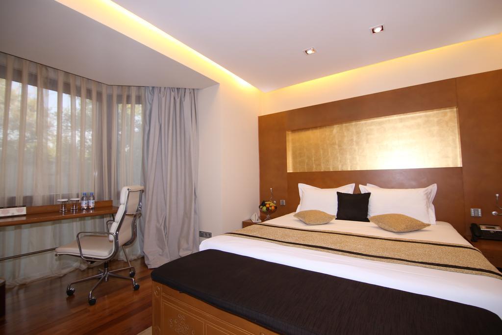 The Dostyk Hotel Almati Kültér fotó