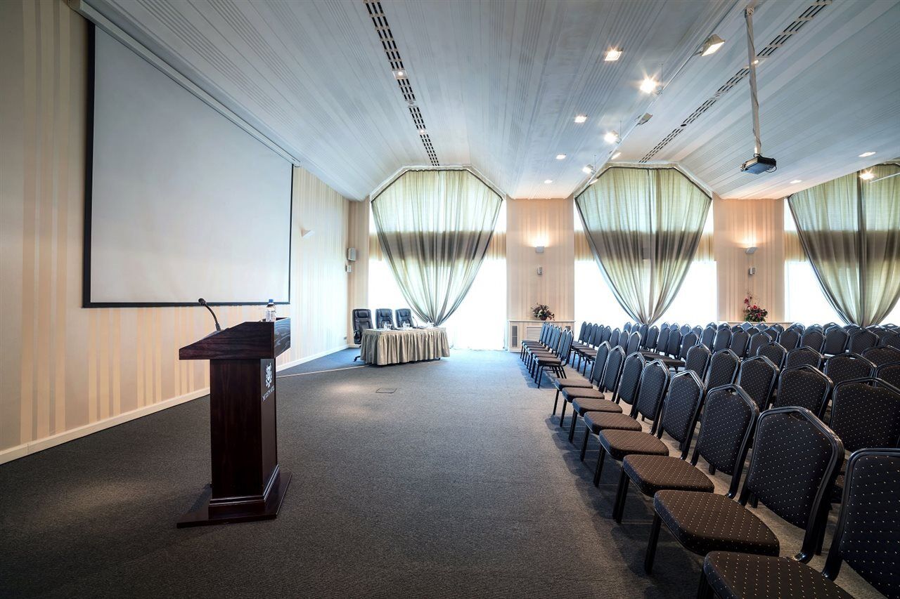 The Dostyk Hotel Almati Kültér fotó